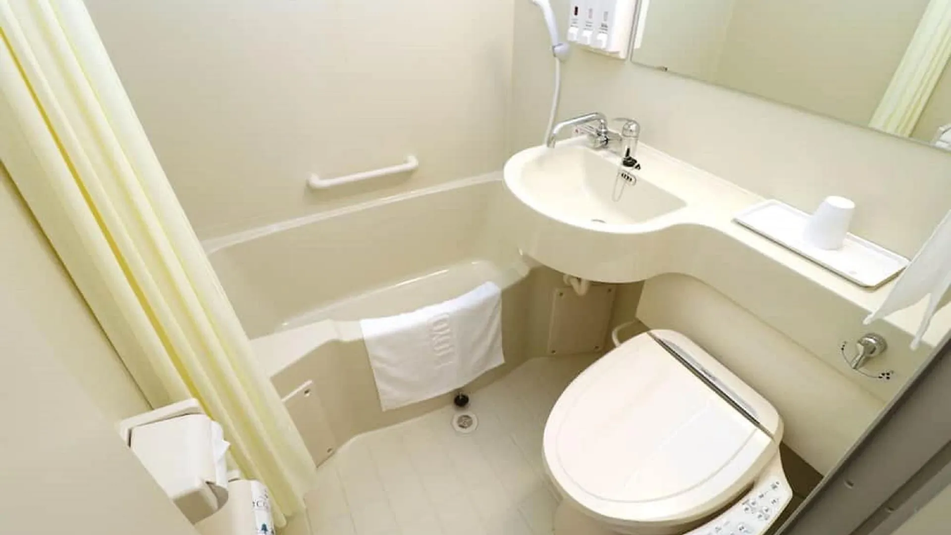 Toyoko Inn Kobe Minatogawa Koen