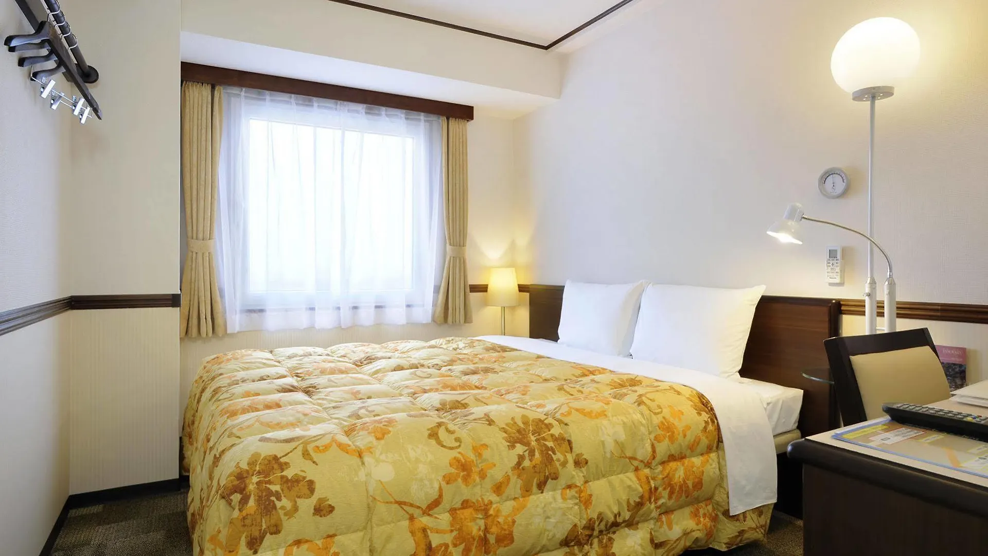 Toyoko Inn Kobe Minatogawa Koen Hotel
